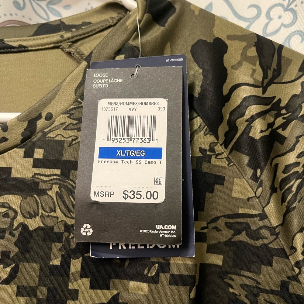 XL under armor dry fit shirt - Picture 3 of 3
